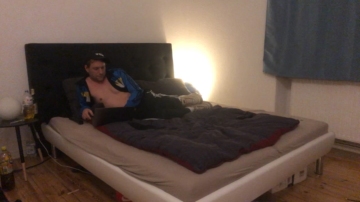 SneakerBitch21  12-10-2021 Recorded Video Download